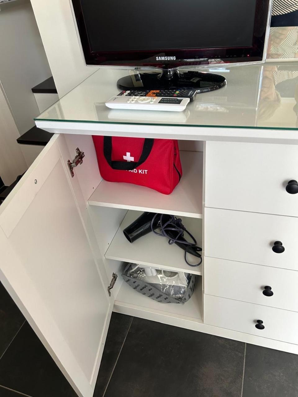 Myrto Luxurious Top Floor Studio كالاماتا المظهر الخارجي الصورة